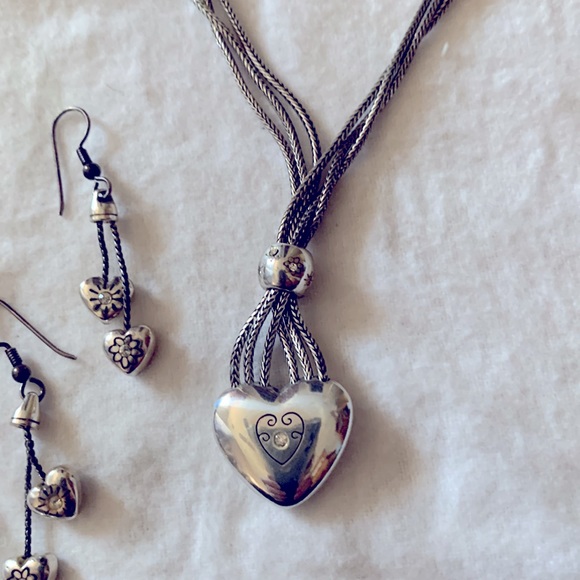 Brighton necklace, bracelet and earring set - Picture 2 of 11